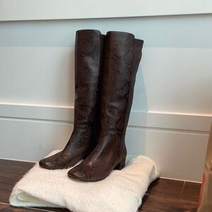 Donald Pliner dark brown snake skin print boots